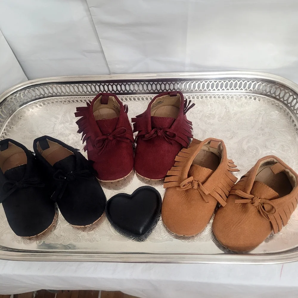 MOCCASINS!!! Three Pairs Of Baby Moccasins From Old Navy. Size18-24M